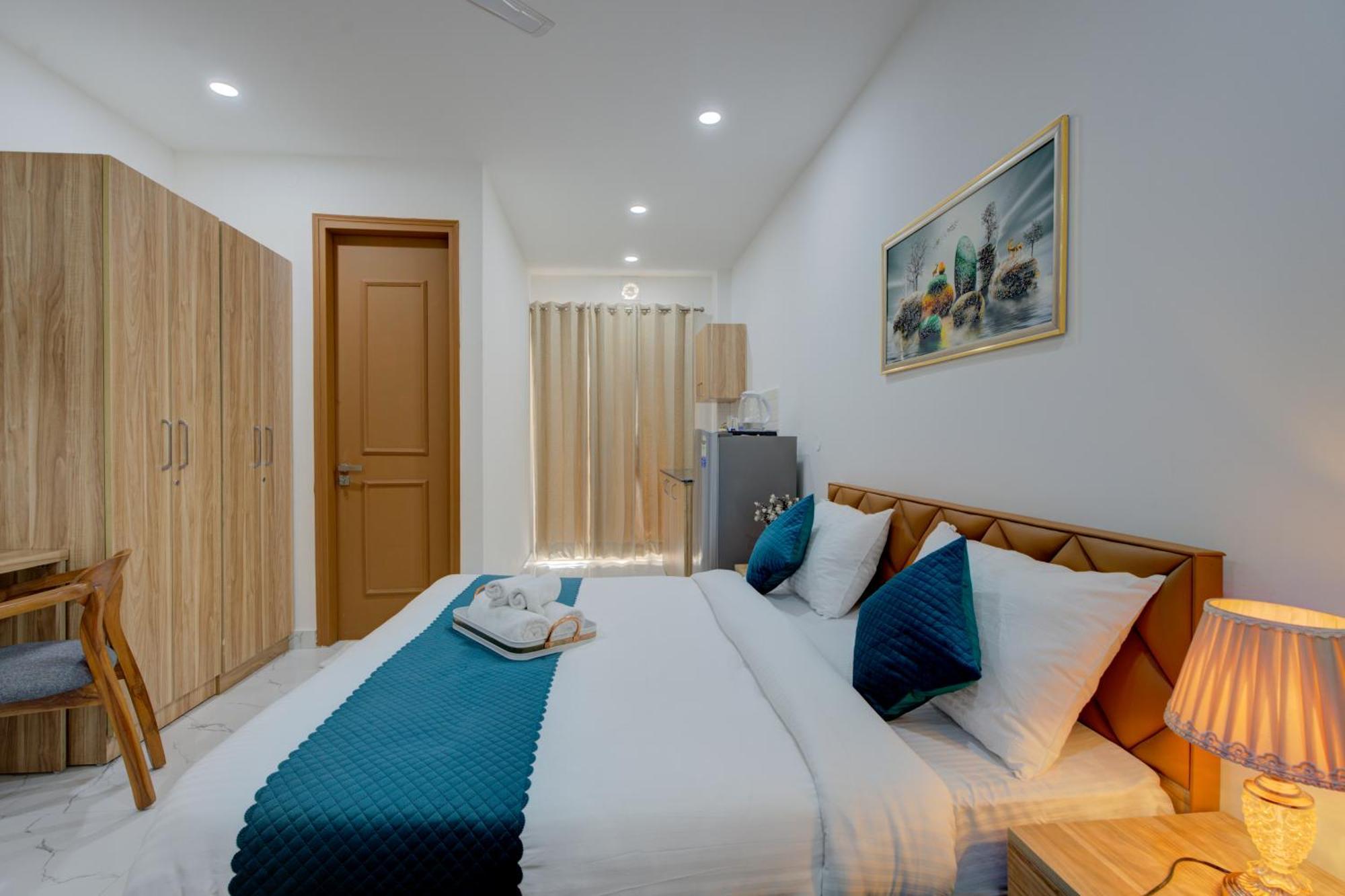 The Lodgers Studio Apartment Infront Of Artemis Hospital Gurugram คูร์เคาน์ ภายนอก รูปภาพ